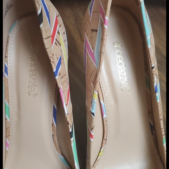 Shoe Dazzle like new cork style colored heels - Picture 7 of 9